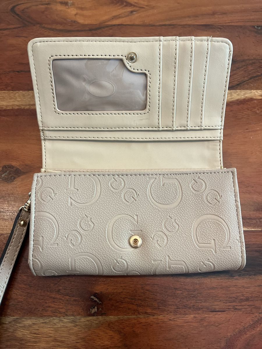 Guess Portamonete: Guess Portemonnaie – Nuovo (secondo la descrizione) da Luzern venduto da blackrose_101983 5