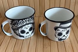 2 Kaffeetassen mit Totenkopf aus Mexiko, Email,Tasse
