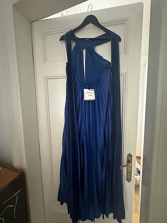 Massimo Dutti Tute: Tuta blu di seta Massimo Dutti Studio – Nuovo e nell'imballaggio originale da Lugano venduto da chi_7g6l 2