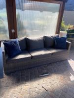 Gartensofa Rattanoptik grau mit Kissen gebraucht