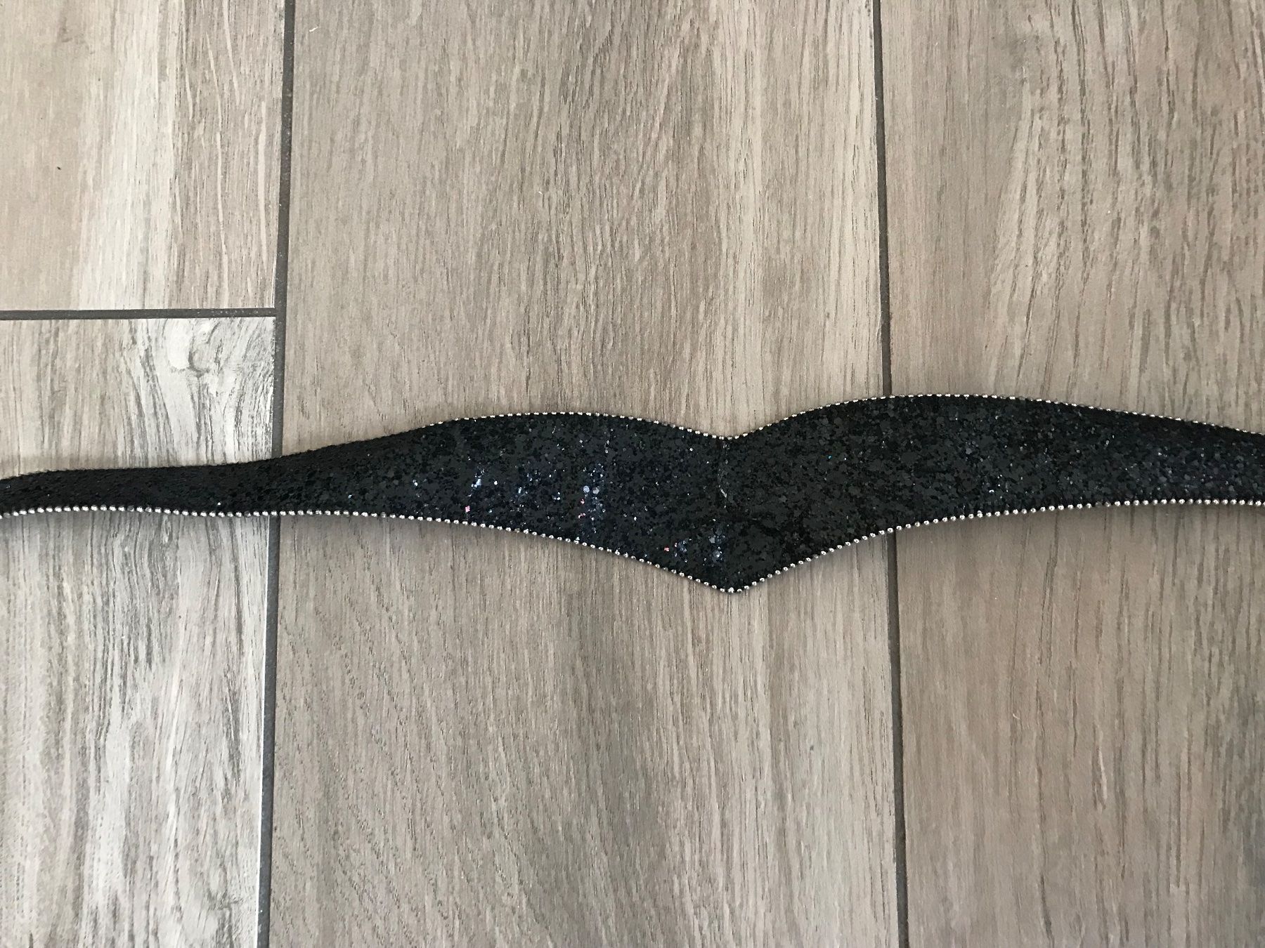 Cinture: Gürtel (Damen) - schwarz & glitter – Usato da Lausanne venduto da opi_92cn 1