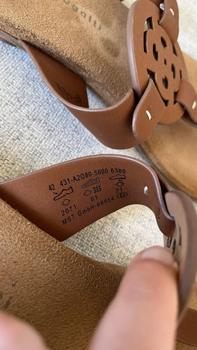 Bugatti Scarpe da donna: Sandalen Bugatti 42 – Usato da Zürich venduto da vhaav1510 3