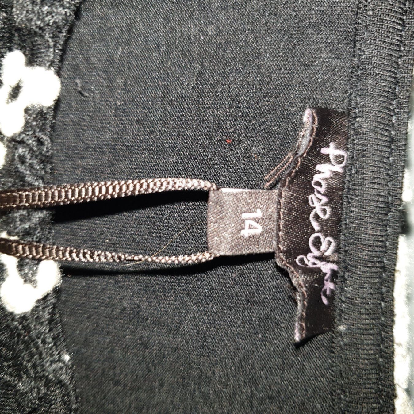 Phase Eight Kleider: Phase Eight, Häckelkleid, Gr. 14 – Neu (gemäss Beschreibung) aus Frenkendorf von Moon111 5