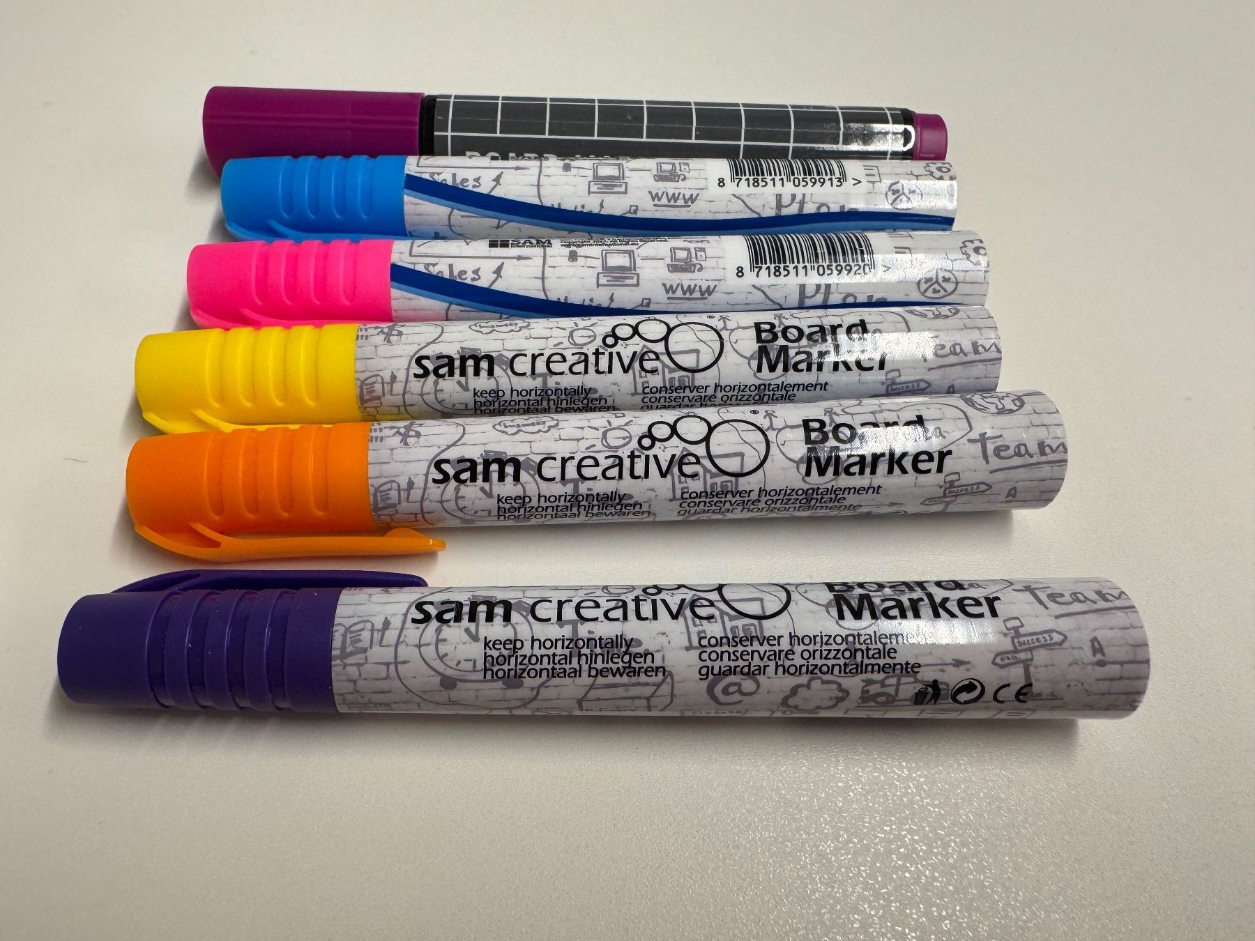 Penna & Evidenziatori: Bunter Set aus 6 Board Marker NEW – Nuovo (secondo la descrizione) da Mägenwil venduto da Dascha69 1
