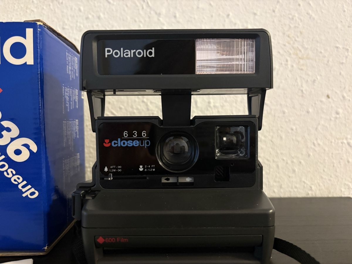 Polaroid Kamera: Polaroid 636 Closeup Kamera, Vintage Sofortbildkamera – Gebraucht aus Berikon von AntiqueMeant 1