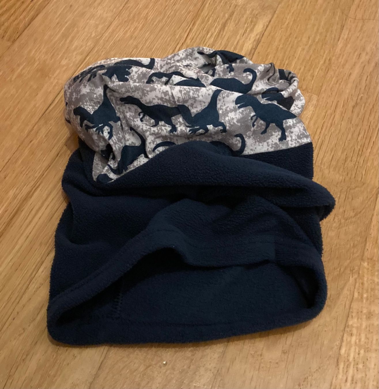 Migros Foulards, Tücher & Schals: Schlauchschal / Multifunktionstuch mit Fleece, neu – Neu (gemäss Beschreibung) aus Frauenfeld von manuburg