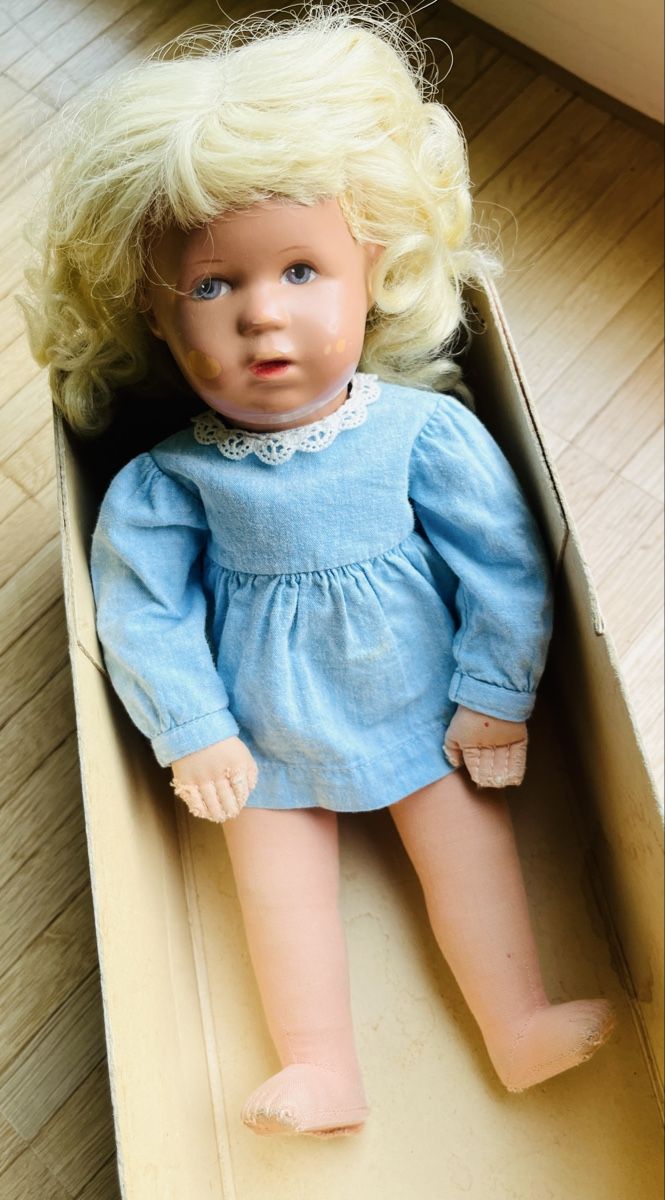 Käthe Kruse Bambole: Käthe Kruse Puppe, Original. – Usato da St. Gallen venduto da reg_f8h8 6