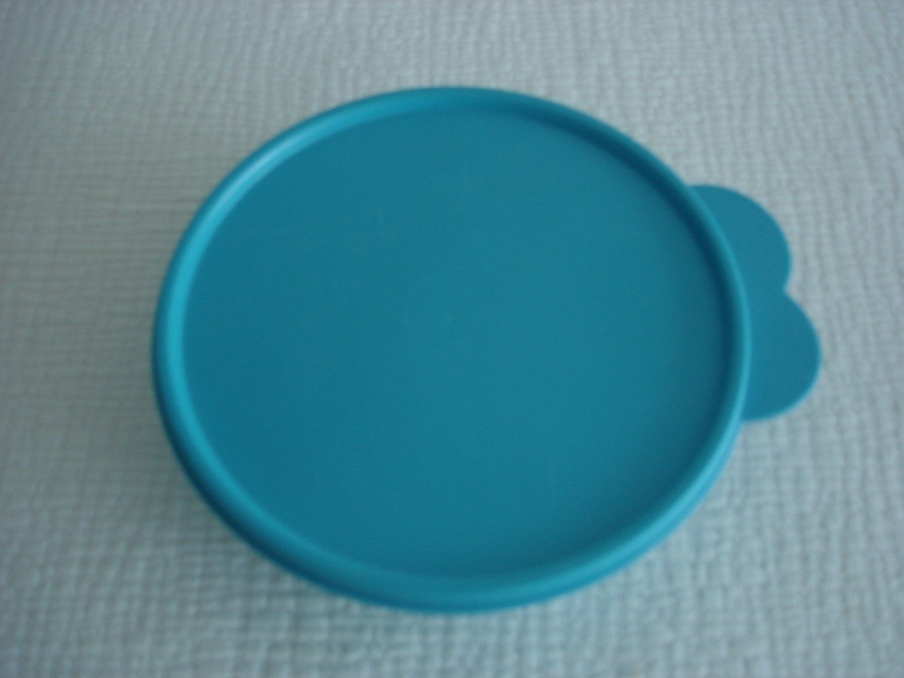 Tupperware Contenitori & Simili: 3 Tupperware Behälter: 2 x Lunchbox & 1 x runde Behälter – Usato da Regensdorf venduto da anna059 4