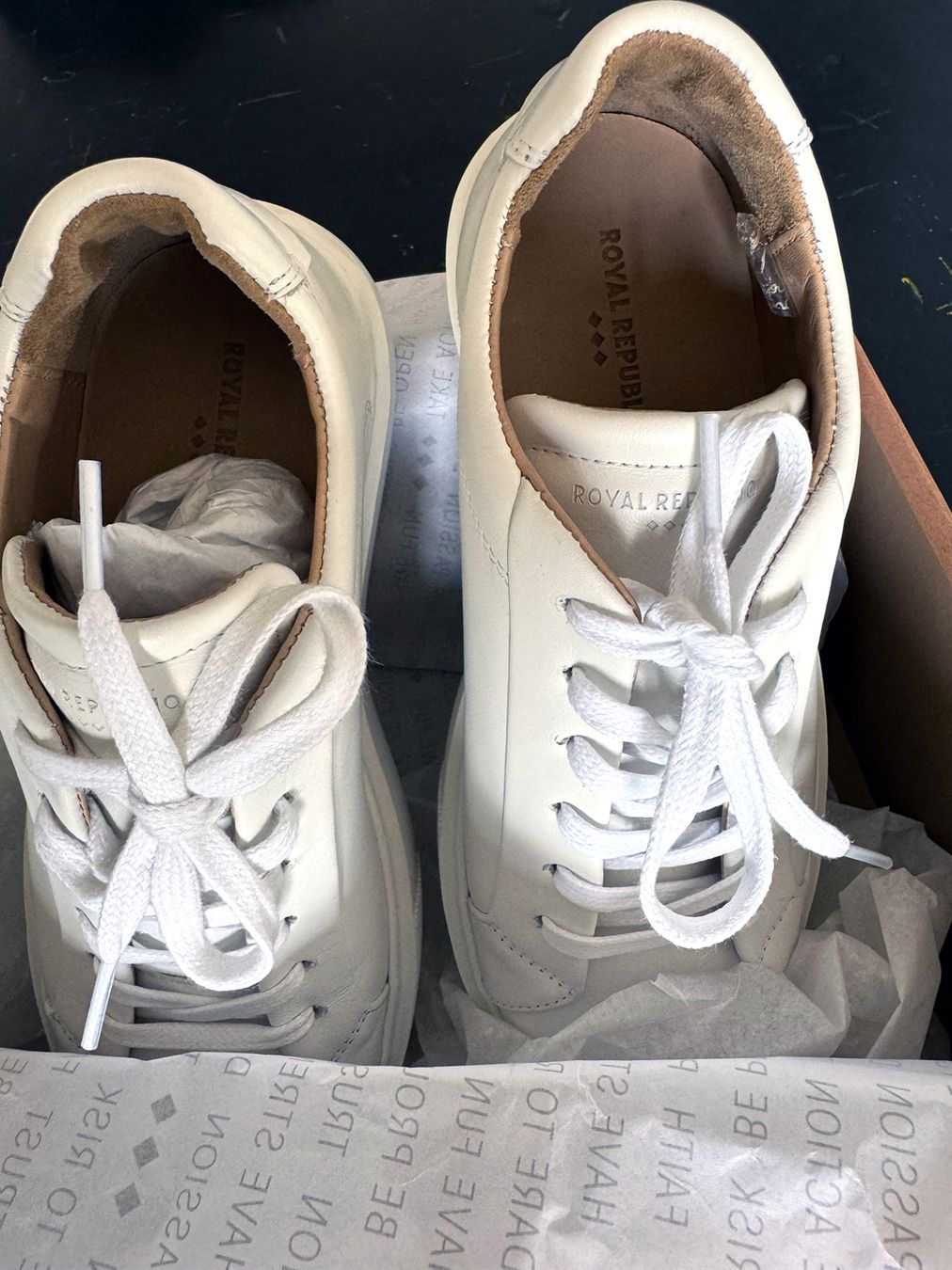 Scarpe da donna: Ledersneaker Damen NEU – Nuovo e nell'imballaggio originale da Zürich venduto da Supetar 9