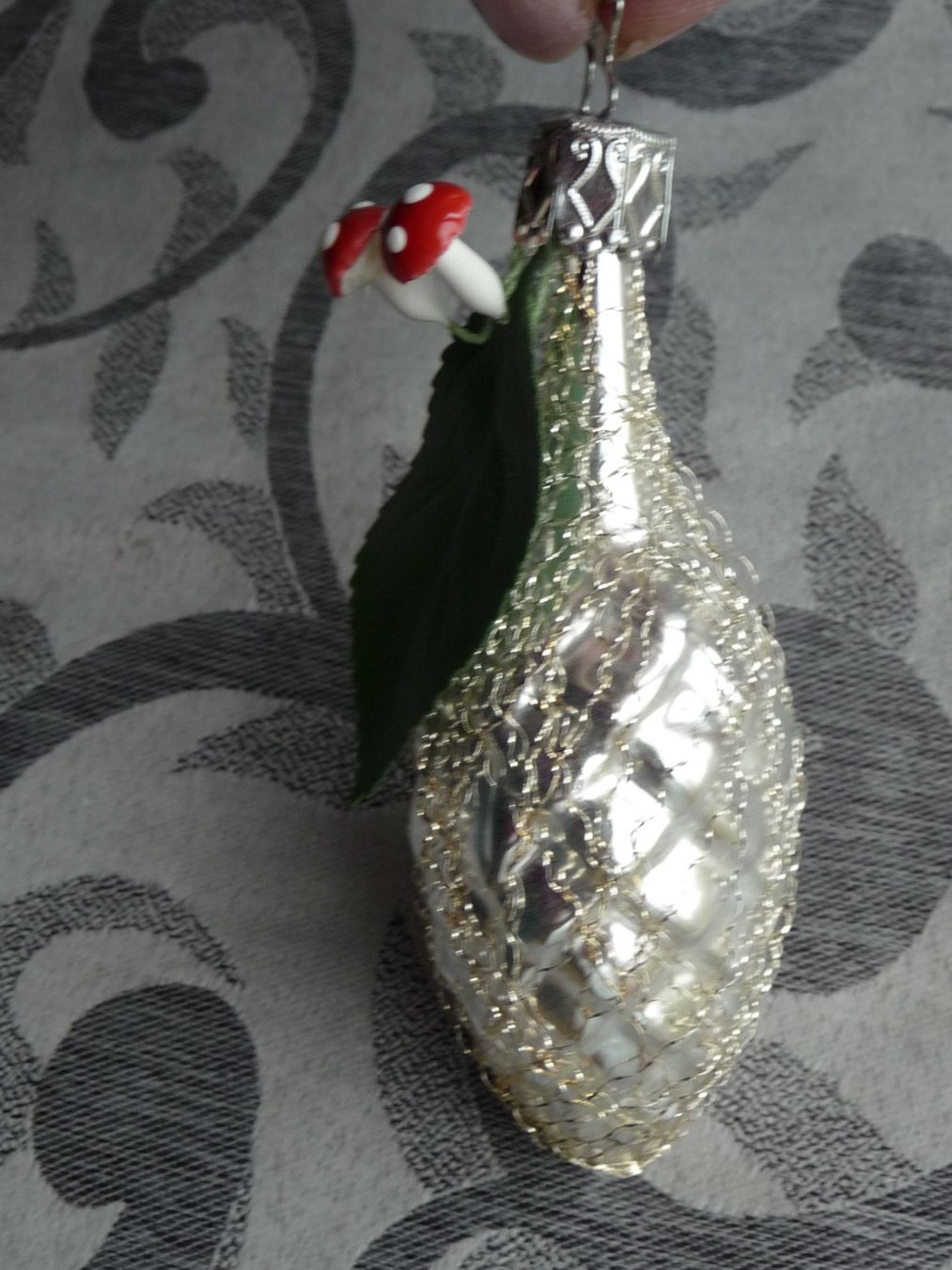 Tutte le decorazioni: Tannzapfen Pilzchen nostalgischer Christbaumschmuck – Nuovo e nell'imballaggio originale da Alpnach Dorf venduto da marvo 1