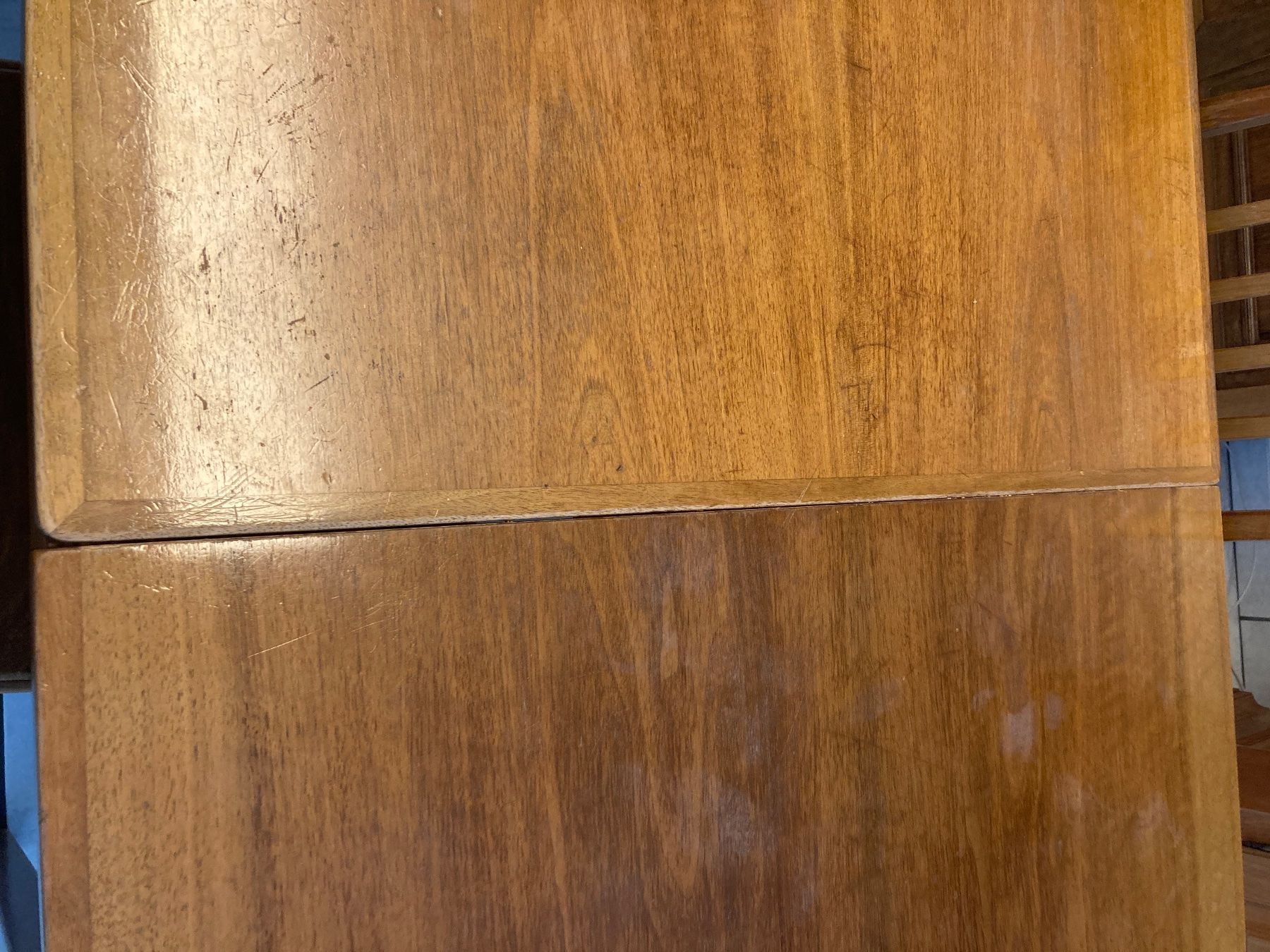 Tavoli: Esstisch aus Holz – Usato da Aesch BL venduto da EdelFund 2