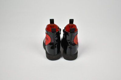 Moschino Scarpe per ragazze: Moschino Lackboots Gr.26 – Usato da Nürensdorf venduto da 2ND_STORY 2