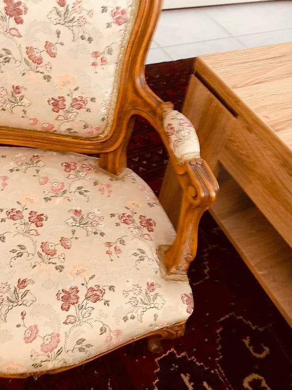 Giocattoli: Puppensofa aus dem Jahr 1970 oder älter – Nuovo (secondo la descrizione) da Bülach venduto da sadiZH 1