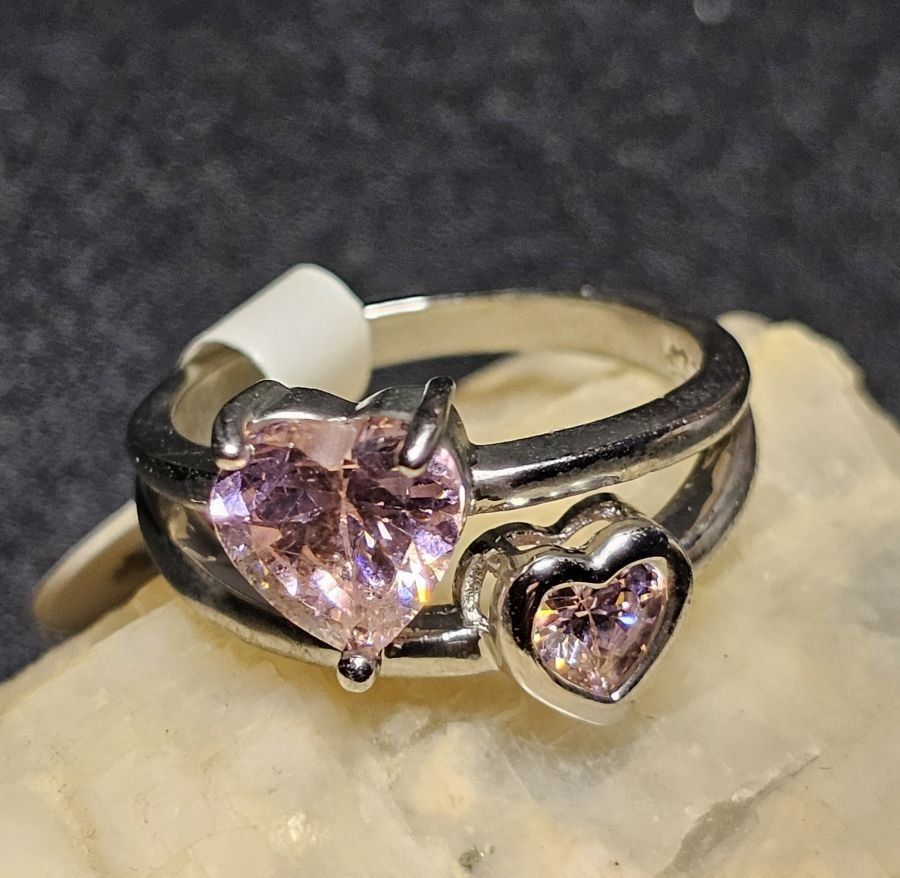 Anelli: Wunderschöner mit rosa Zirkonia Ring, 925 versilbert, Gr. 8 – Nuovo (secondo la descrizione) da Grenchen venduto da maretop