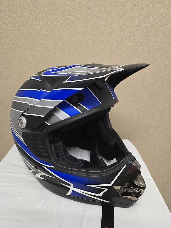 Caschi & visiere: Motorrad Helm  – Usato da Hindelbank venduto da Andy21073