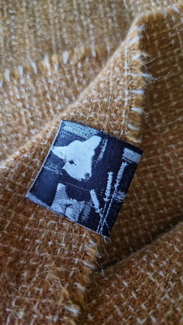 Coperte: Alpaka Plaid Cumulus Silkeborg Uldspinderi – Usato da Oberengstringen venduto da Sheera7 5