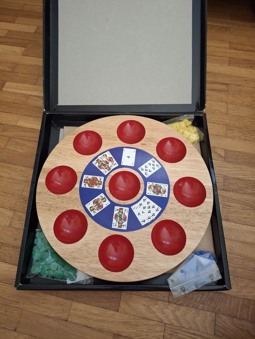 Giochi: Solid Wood Pochen Game Board – Usato da Genève venduto da alberts_reisons 1