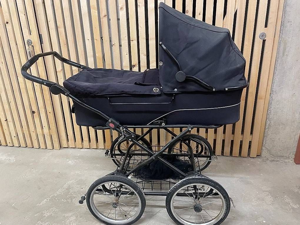 Carrozzine: Klassischer original Odder Kinderwagen  – Usato da Bern venduto da tho_58mb