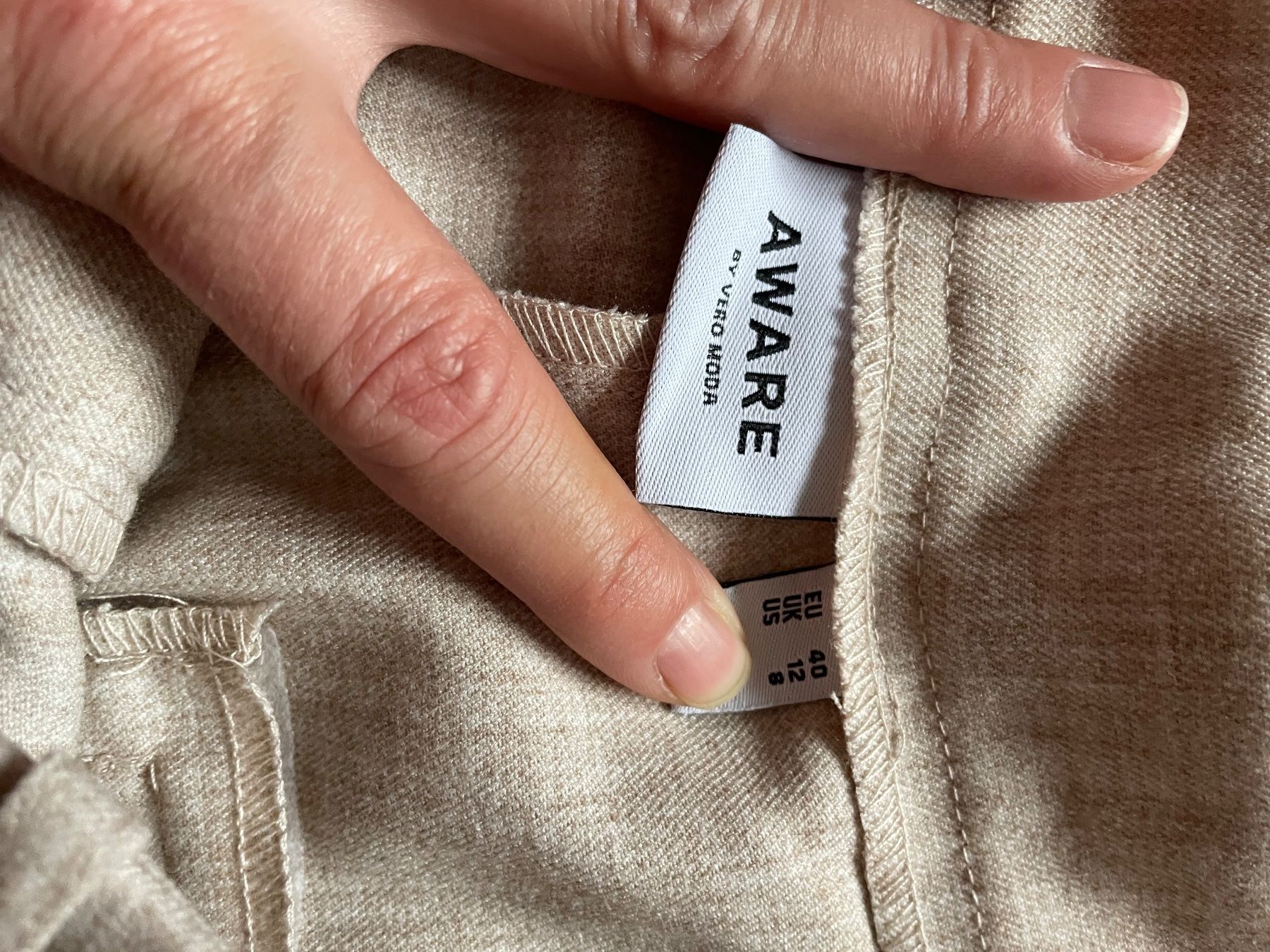 Vero Moda Pantaloni: Hose Gr 40 Vero Moda Neu – Nuovo (secondo la descrizione) da Brütten venduto da 0jasmine 1
