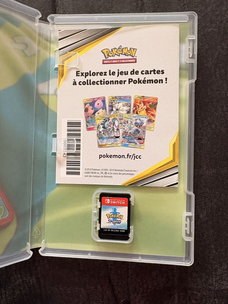 Pokémon Giochi: Jeu Nintendo Switch Pokémon Épée bon état complet – Usato da Carouge GE venduto da irma016 1