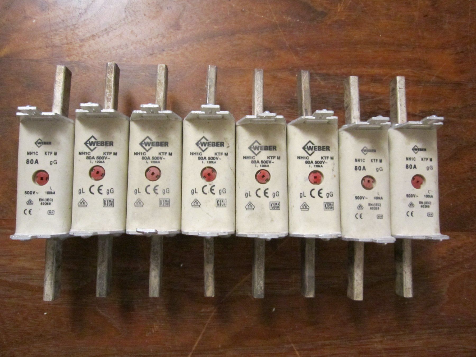 Componenti elettronici: NH Sicherungen 8 Stk. Gr.1  80Amp. – Usato da Zuchwil venduto da Bobi11