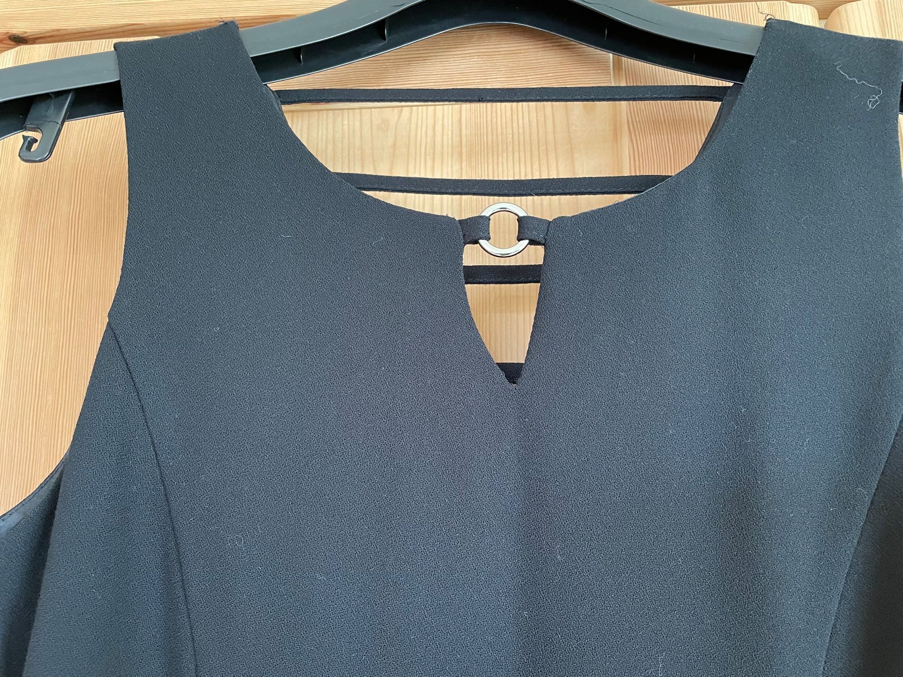 Kleider: Klassisches, exquisites Etui Kleid Gr 36 – Gebraucht aus Rüti ZH von kar_xx9l 2