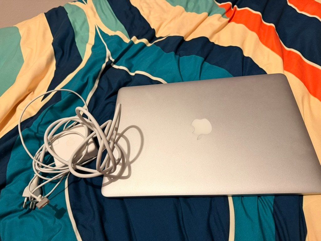 Apple Notebook: MacBook Pro 15" 2014 i7 16Go 512Go SSD – Usato da Bulle venduto da jossMELAYE