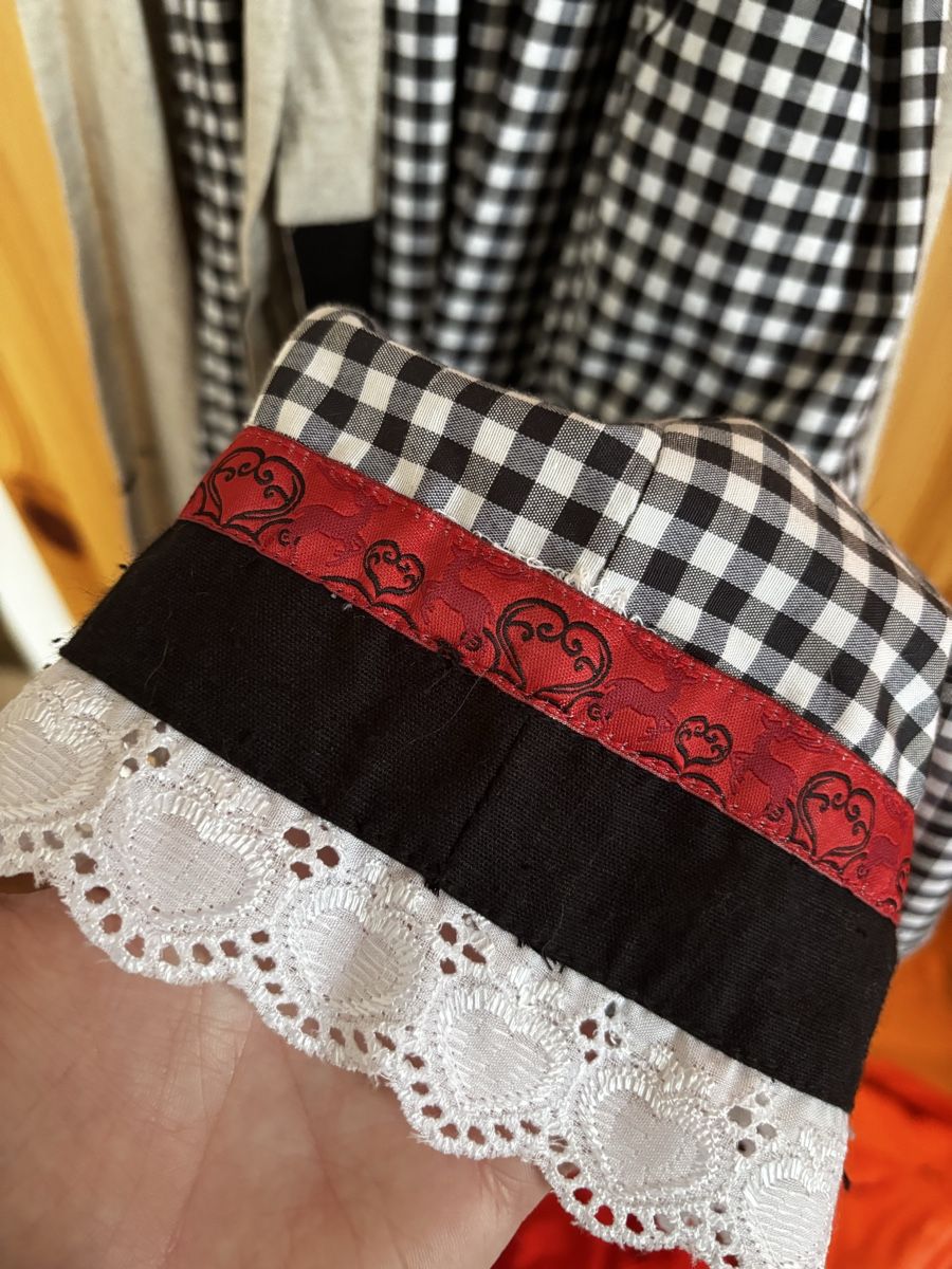 Costumi tradizionali: Dirndl Gr. L – Usato da Amriswil venduto da Ka_Sc 6
