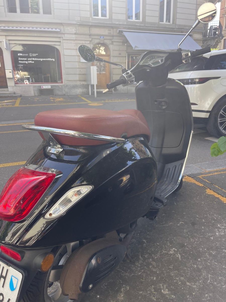 Piaggio Strada: Vespa Piaggio Primavera50 – Usato da Zürich venduto da vit_9sjb 2