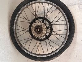 Altes Mofa Hinterrad 21" Sachs Puch? aus altem 2-Rad Lager