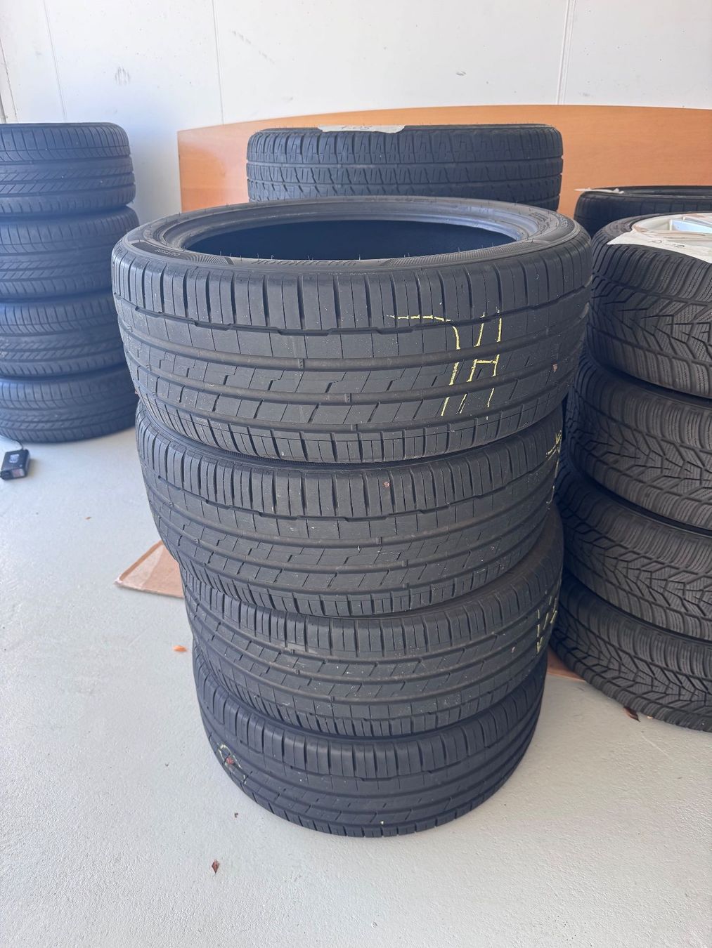 Hankook Pneus & Kompletträder: Sommerreifen Hankook – Gebraucht aus Schenkon von poesip1