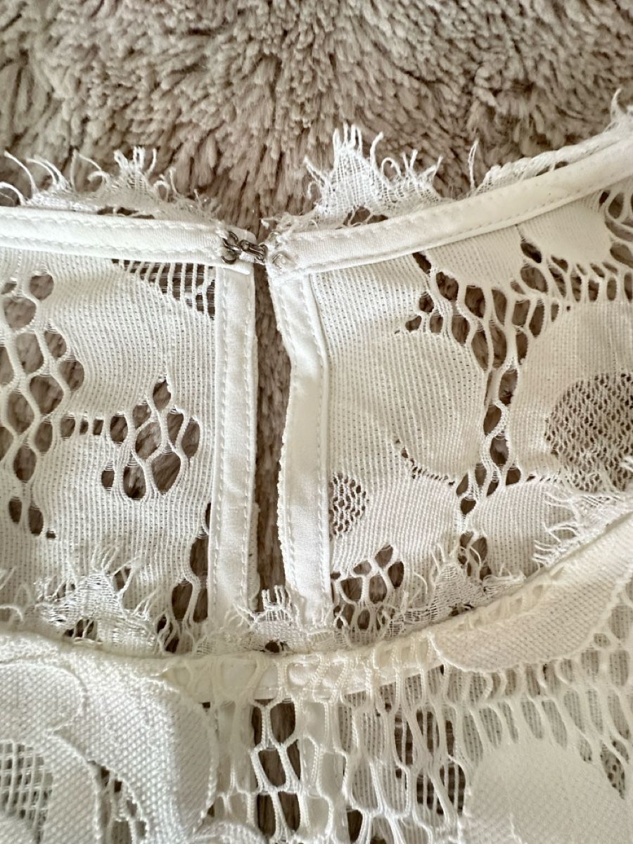Blusen: SAYLOR Spitzenbluse, weiss, Gr. S – Gebraucht aus Jonen von dibbern 1