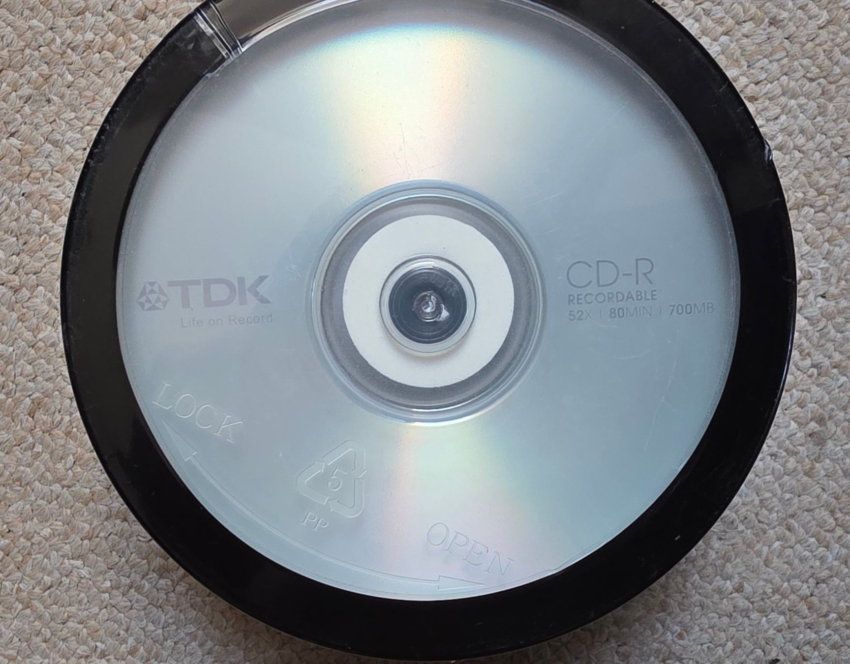 CD & DVD vergini: TDK CD-R Rohlinge 25 Stck. – Nuovo e nell'imballaggio originale da Unterkulm venduto da falkennest01 1
