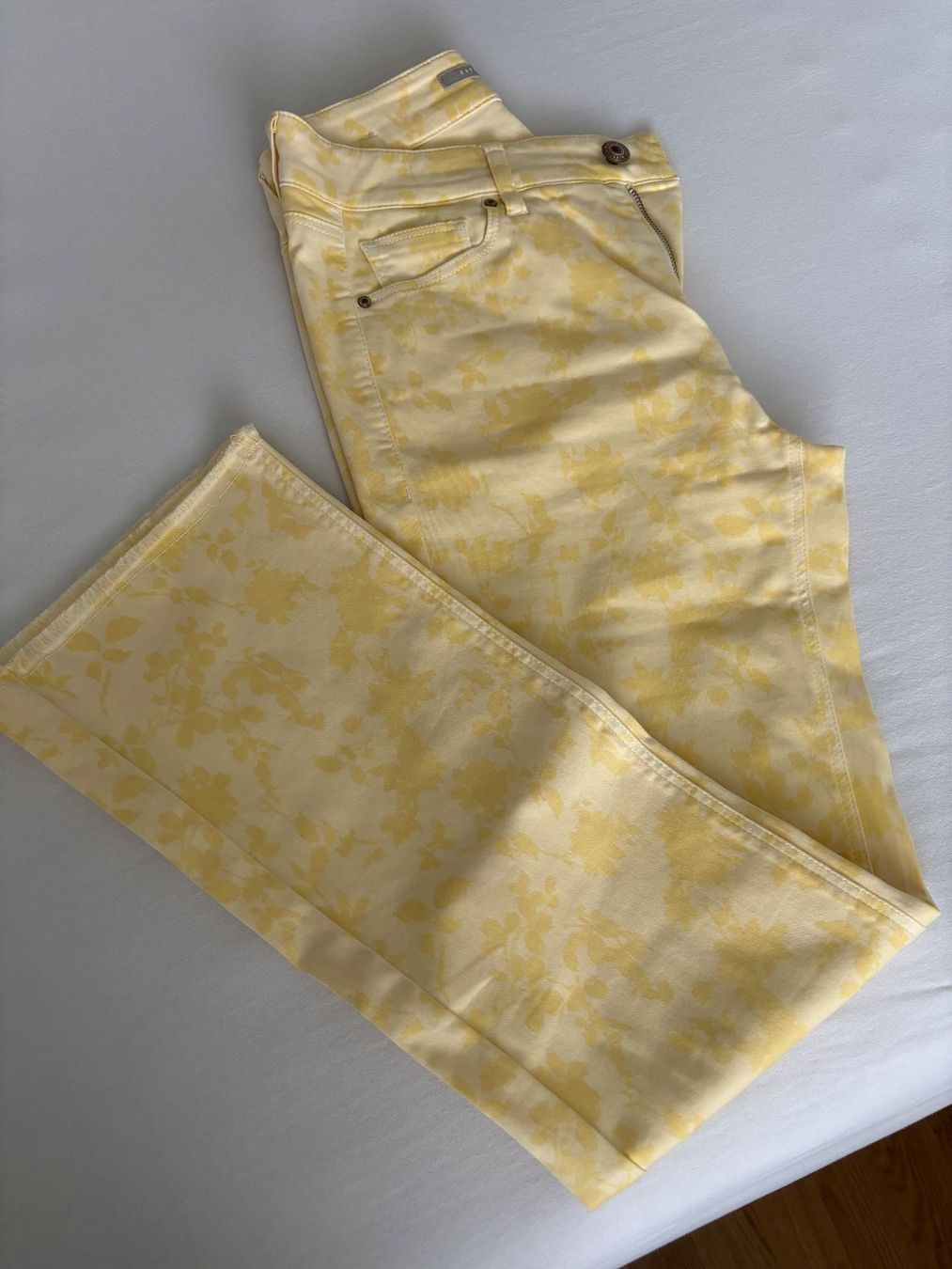 Raffaello Rossi Pantaloni: RAFFAELLO ROSSI Gr 32 neu – Nuovo (secondo la descrizione) da Egg b. Zürich venduto da chimago 1