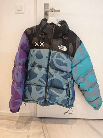 🔥 The North Face x Kaws Daunenjacke Gr. M - Winter 53