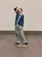 4 Clownfiguren, versch. Materialien, auch NADAL Porzellan