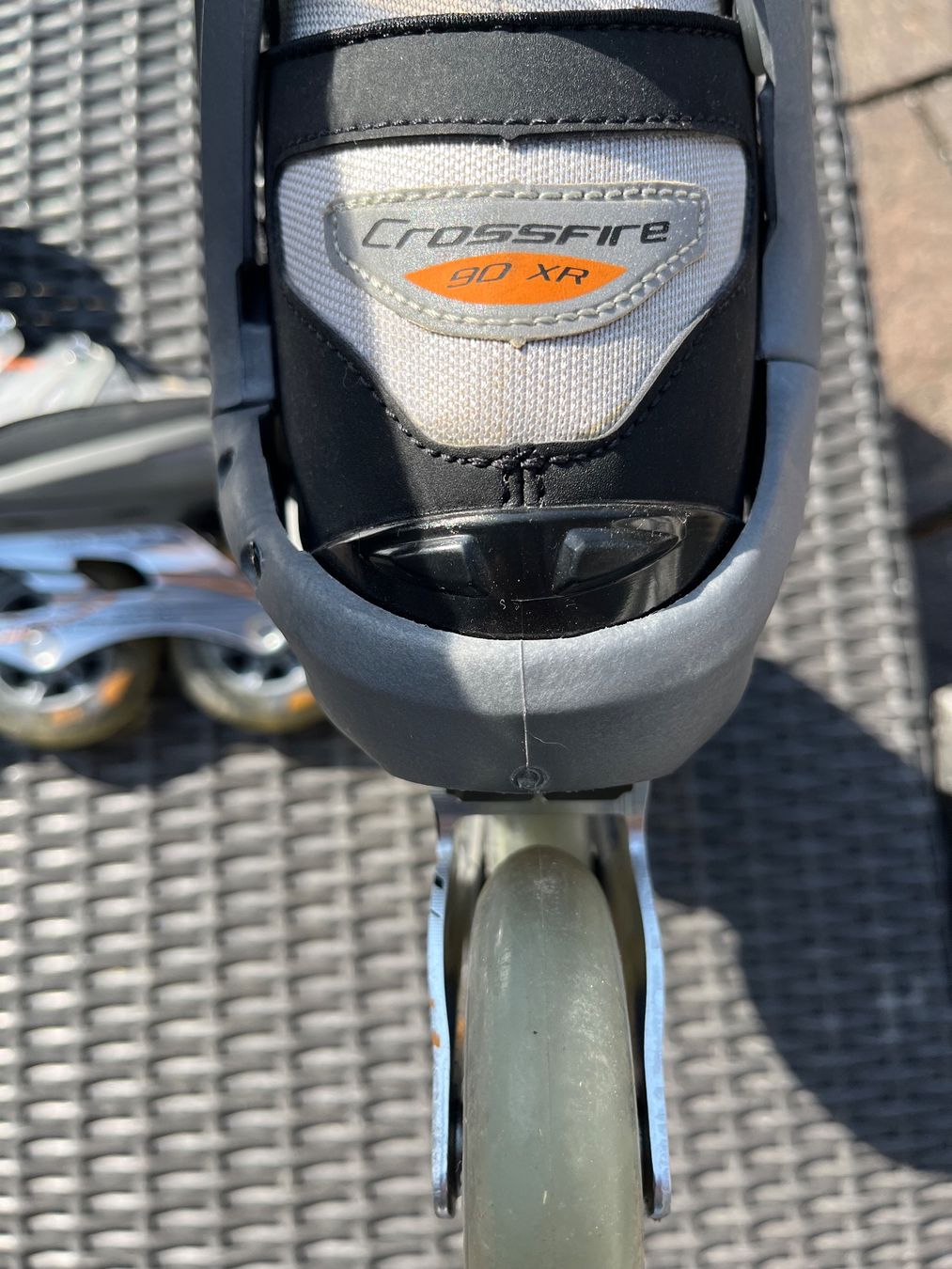 Pattini in linea & Pattini a rotelle: Inline Skates Rollerblade Crossfire 90 XR, Grösse 43 – Nuovo (secondo la descrizione) da Hünenberg See venduto da tonybee 1