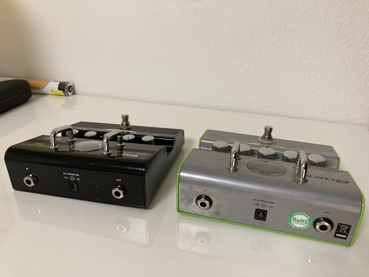 Strumenti musicali: Ashdown bass guitar effekt hyper drive lomenzo compression – Usato da Minusio venduto da Bolix 6