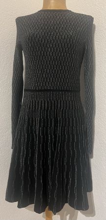 Robe Boss, Taille M