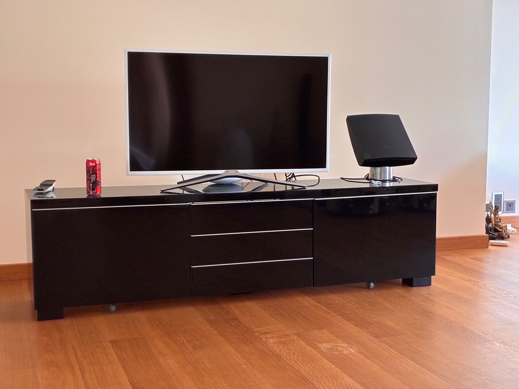 TV Möbel: TV Möbel IKEA Besta Burs – Gebraucht aus Zollikon von Zollikonoffice