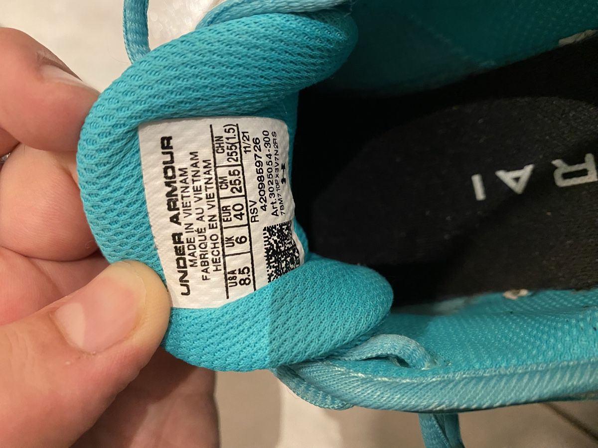 Under Armour Scarpe da uomo: Under Armour - Omnia sneaker low – Usato da pully venduto da asi_w6gl 3