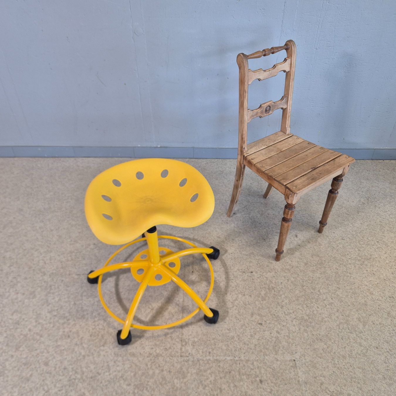 Ikea Tabourets: Ikea Traktor Stool Bürostuhl Arbeitshocker Rollhocker Hocker – D'occasion à Nottwil par Wondewa-Shop 1