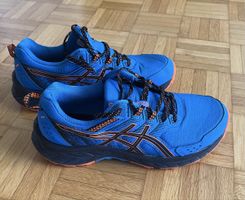 ASICS Trailrunning Schuhe Gr. 41,5