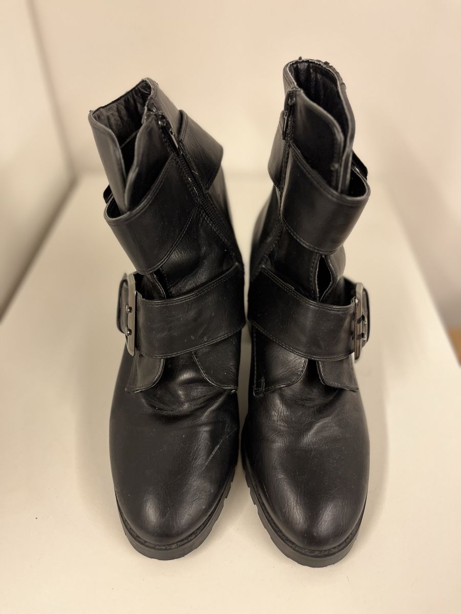 Buffalo Scarpe da donna: BUFFALO Ledestiefeletten / Gr. 40 – Usato da Zürich venduto da Nirba9 2