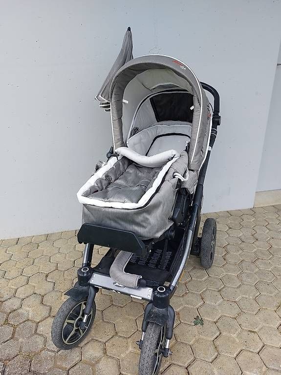 Hartan Kinderwagen: Kinderwagen Hartan Racer GTS – Gebraucht aus Nottwil von outback-ev