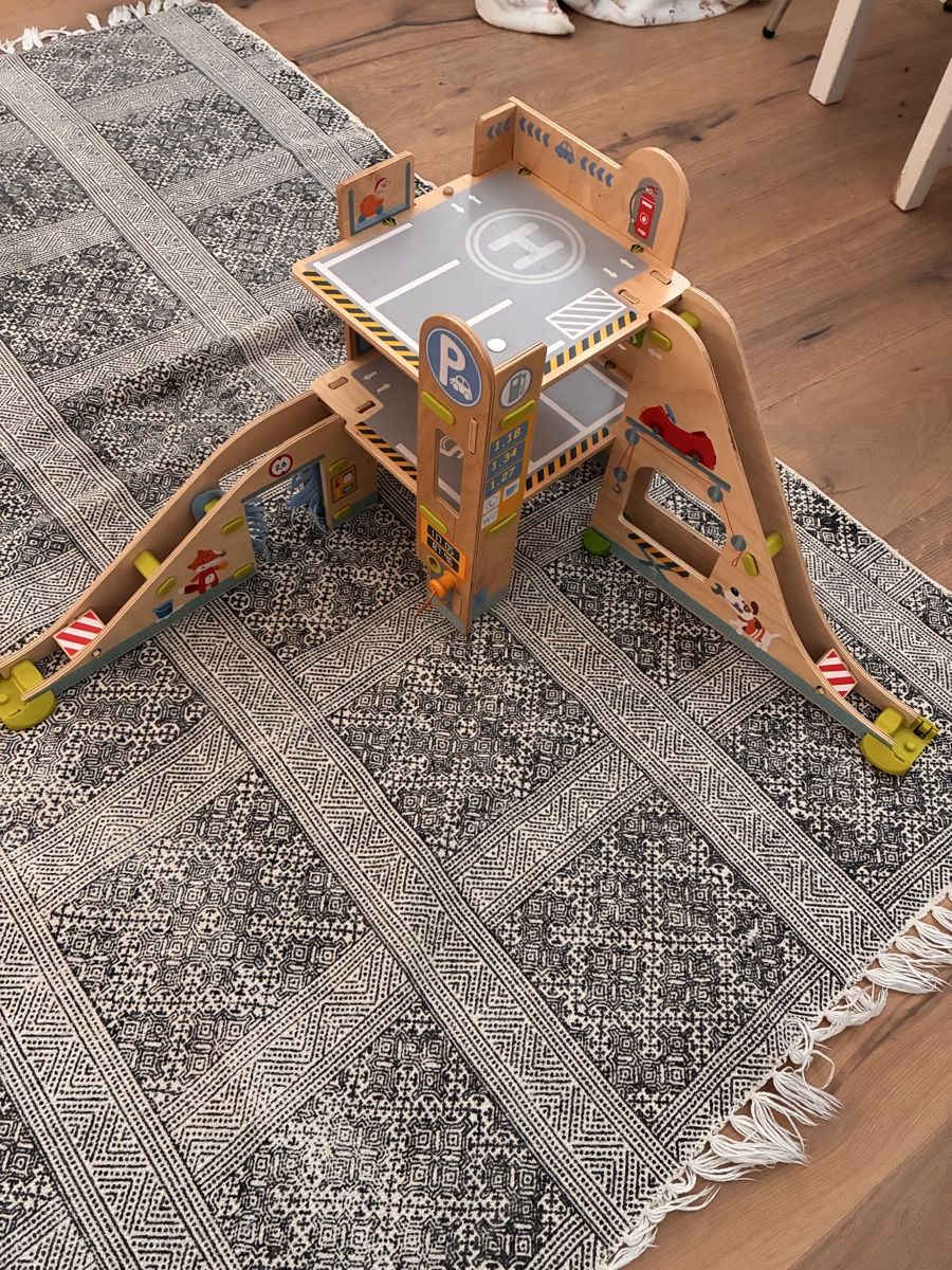 Haba Jouets: Haba Kullerbü Parkhaus – D'occasion à Rifferswil par nahug
