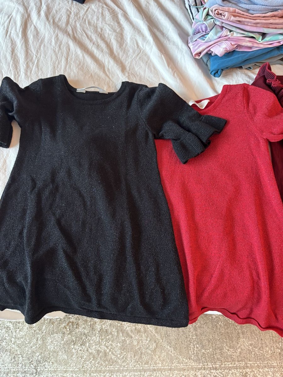 H&M Lotti di vestiti: Kleiderpaket 110/116 schule Winter  – Usato da Küsnacht ZH venduto da Chhj8700 1