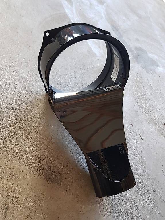Tutti pezzi di ricambio auto: BMW E46 M3 Karbonius Ansaugschnorchel – Usato da Mettendorf TG venduto da GarageSchenkel 1