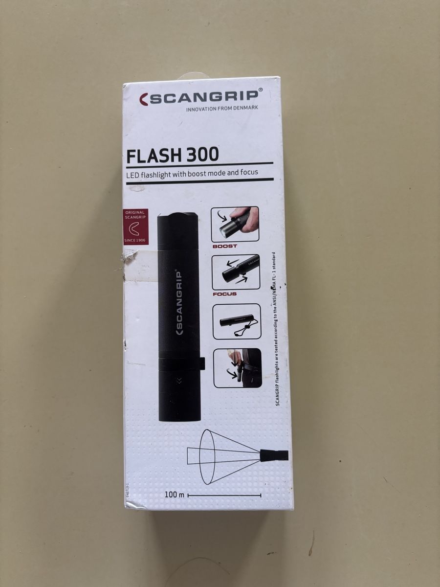 Lampen: SCANGRIP FLASH 300 LED flashlight – Gebraucht aus Morges von Brunocunha05 2