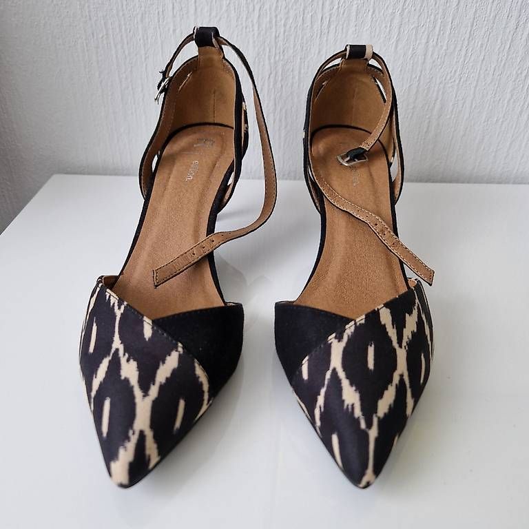 Scarpe da donna: Escarpins – Usato da Epalinges venduto da eri_66r6